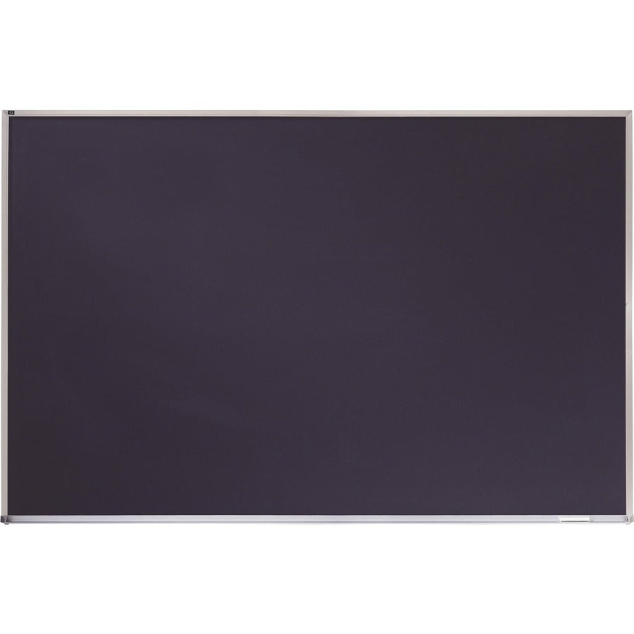 Quartet DuraMax Porcelain Magnetic Chalkboard