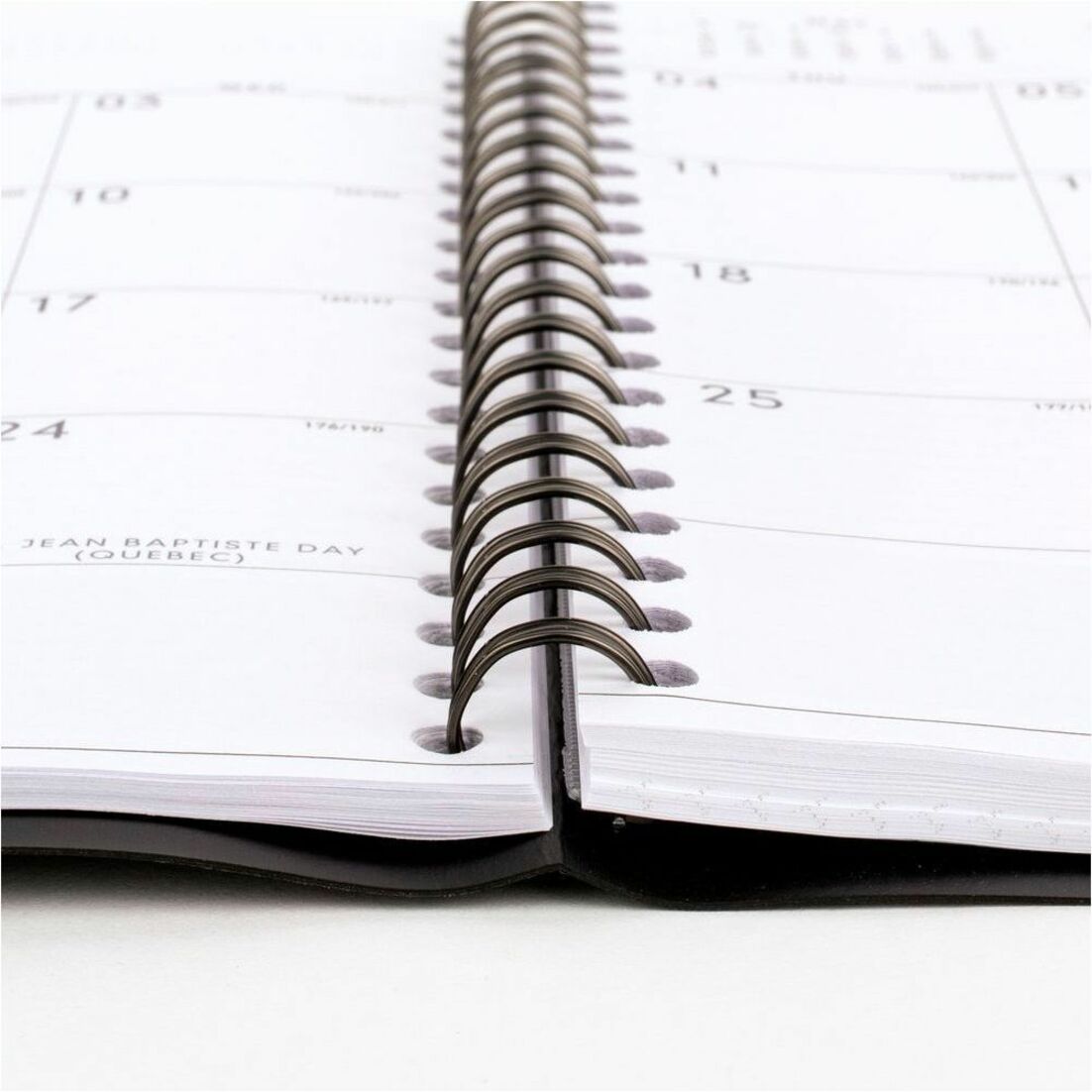 At-A-Glance Contemporary Planner