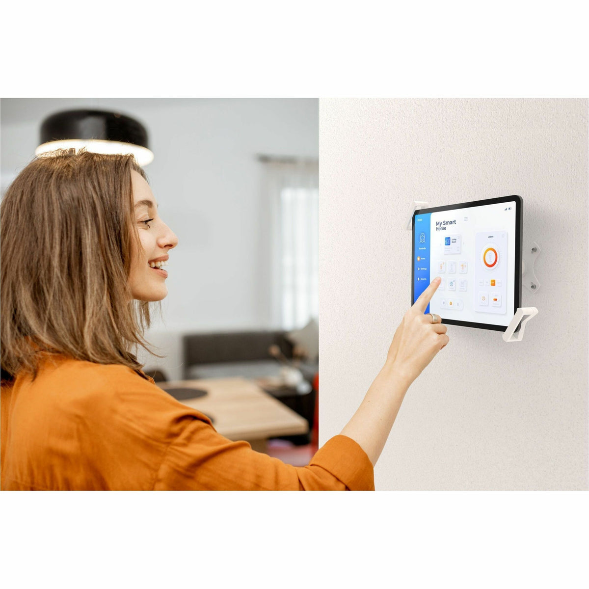 CTA Digital Security VESA and Wall Mount for 7-14 Inch Tablets Including the iPad 10.2-Inch (7th/ 8th/ 9th Gen.) White