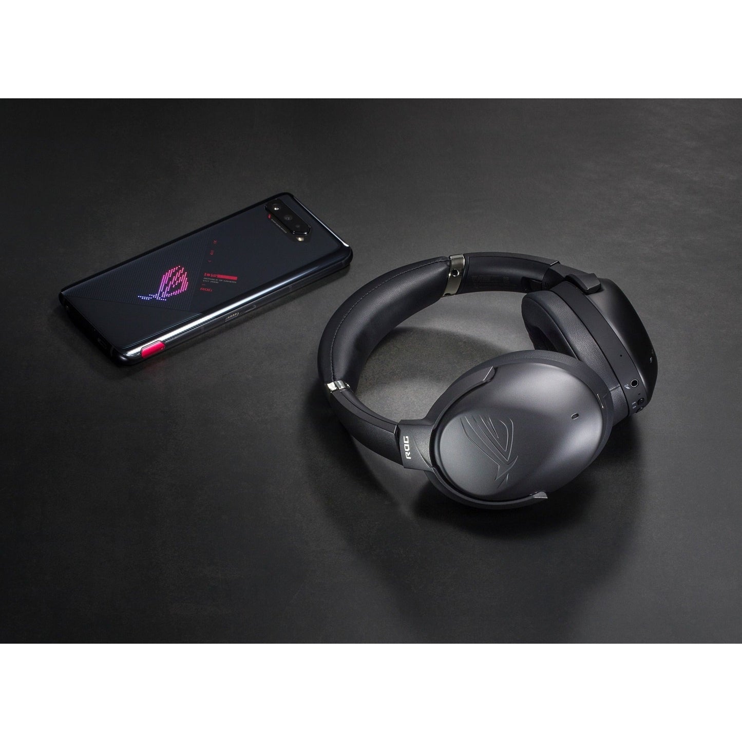 Asus ROG Strix Go BT