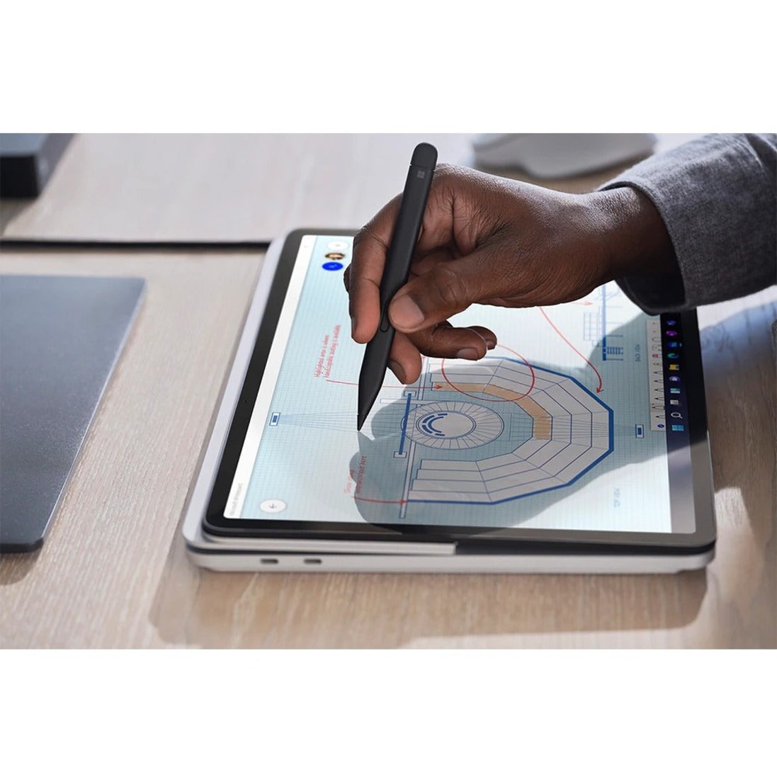 Microsoft Surface Laptop Studio 14.4" Touchscreen Convertible 2 in 1 Notebook - 2400 x 1600 - Intel Core i5 11th Gen i5-11300H Quad-core (4 Core) - 16 GB Total RAM - 512 GB SSD - Platinum - TAA Compliant