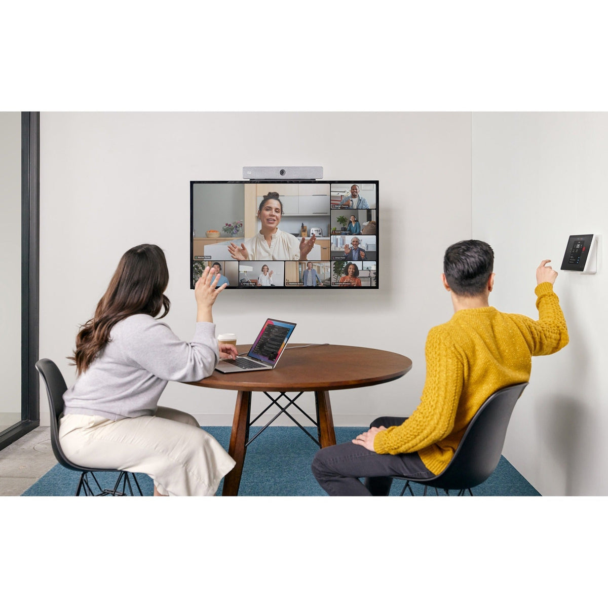 Cisco Webex Room Bar (Carbon Color) with wall-mount Room Navigator