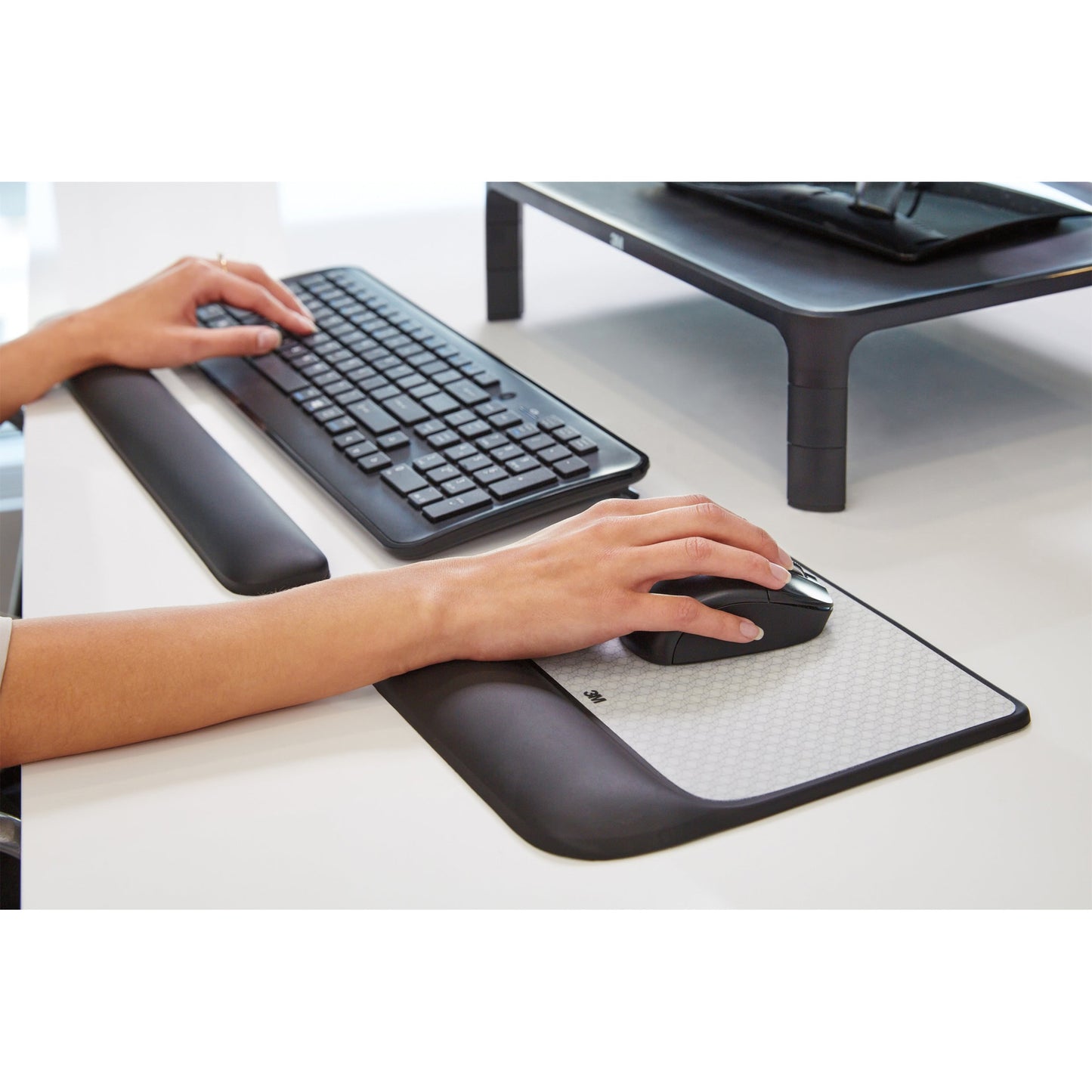 3M Precise Mouse Pad with Gel Wrist Rest