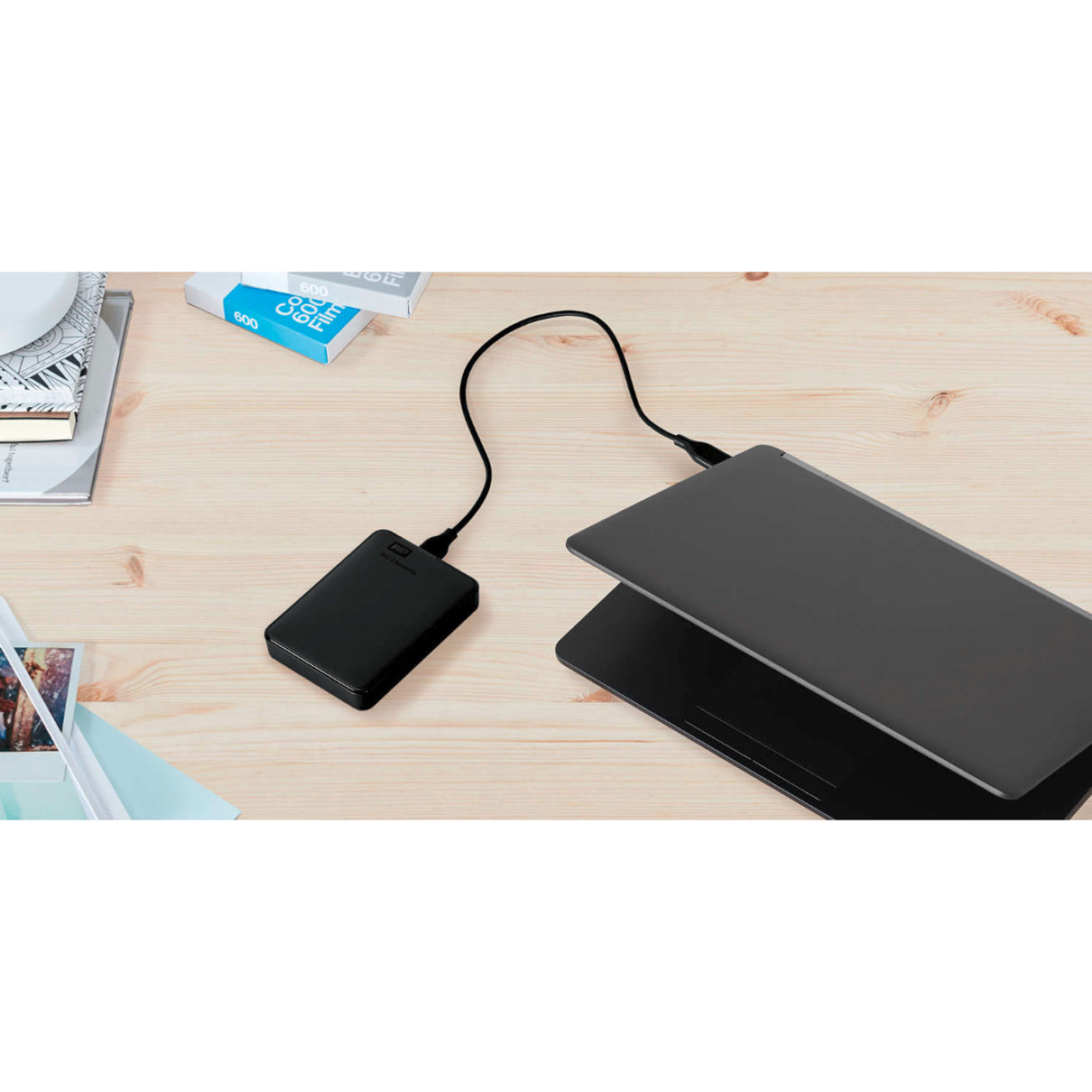 WD Elements USB 2TB 3.0 high-capacity portable hard drive for Windows.