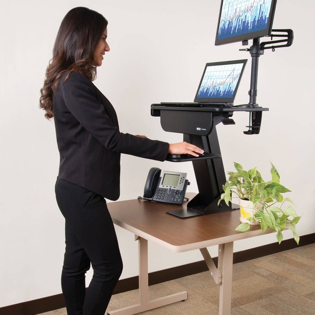 Tripp Lite WorkWise Sit Stand Desktop Workstation Adjustable Standing Desk w/ Clamp