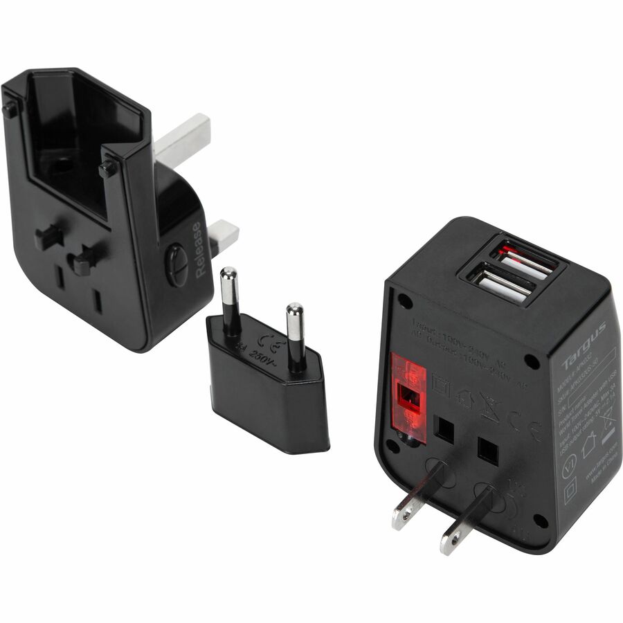 WORLD TRAVEL ADAPTER WITH USB  