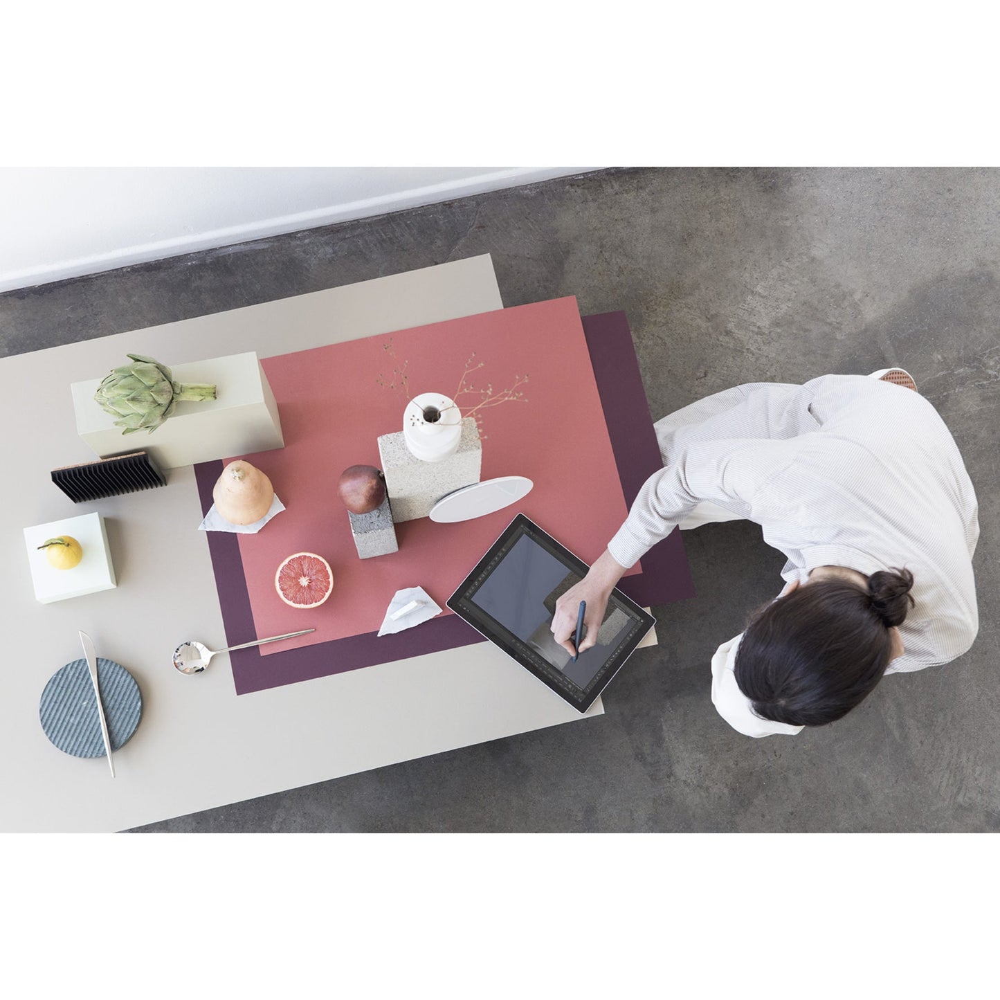 Microsoft Surface Pro 1796 Tablet - 12.3" - Core i7 7th Gen - 16 GB RAM - 512 GB SSD - Windows 10 Pro