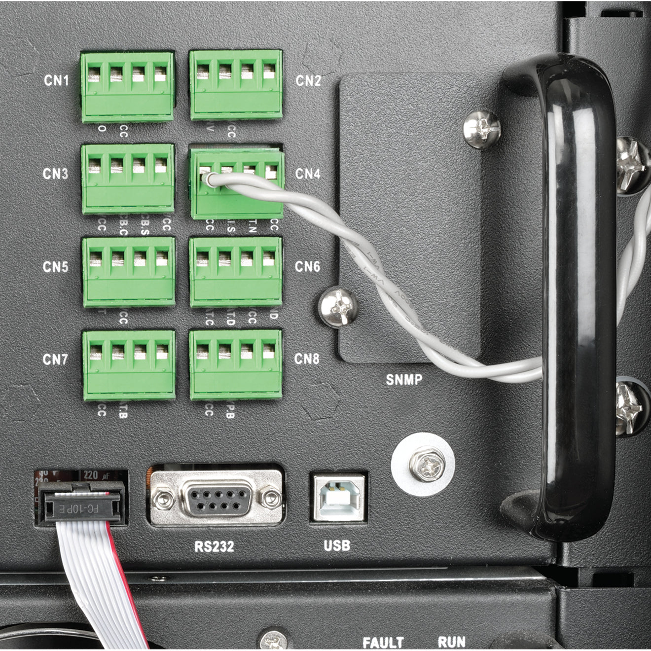 Tripp Lite SmartOnline SVX Series 90kVA 400/230V 50/60Hz Modular Scalable 3-Phase On-Line Double-Conversion Medium-Frame UPS System 5 Battery Modules