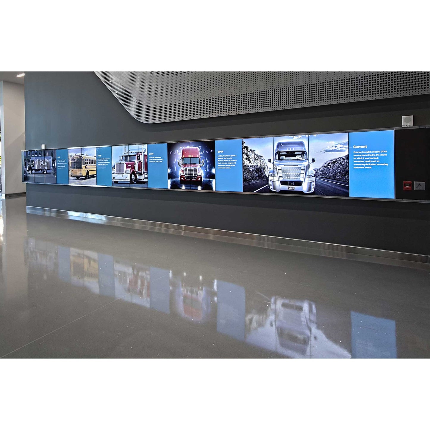 Planar LED MultiTouch Interactive LED Video Wall