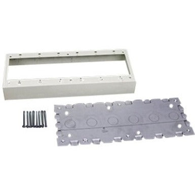 Wiremold 500/700 Six-Gang Switch and Receptacle Box Fitting