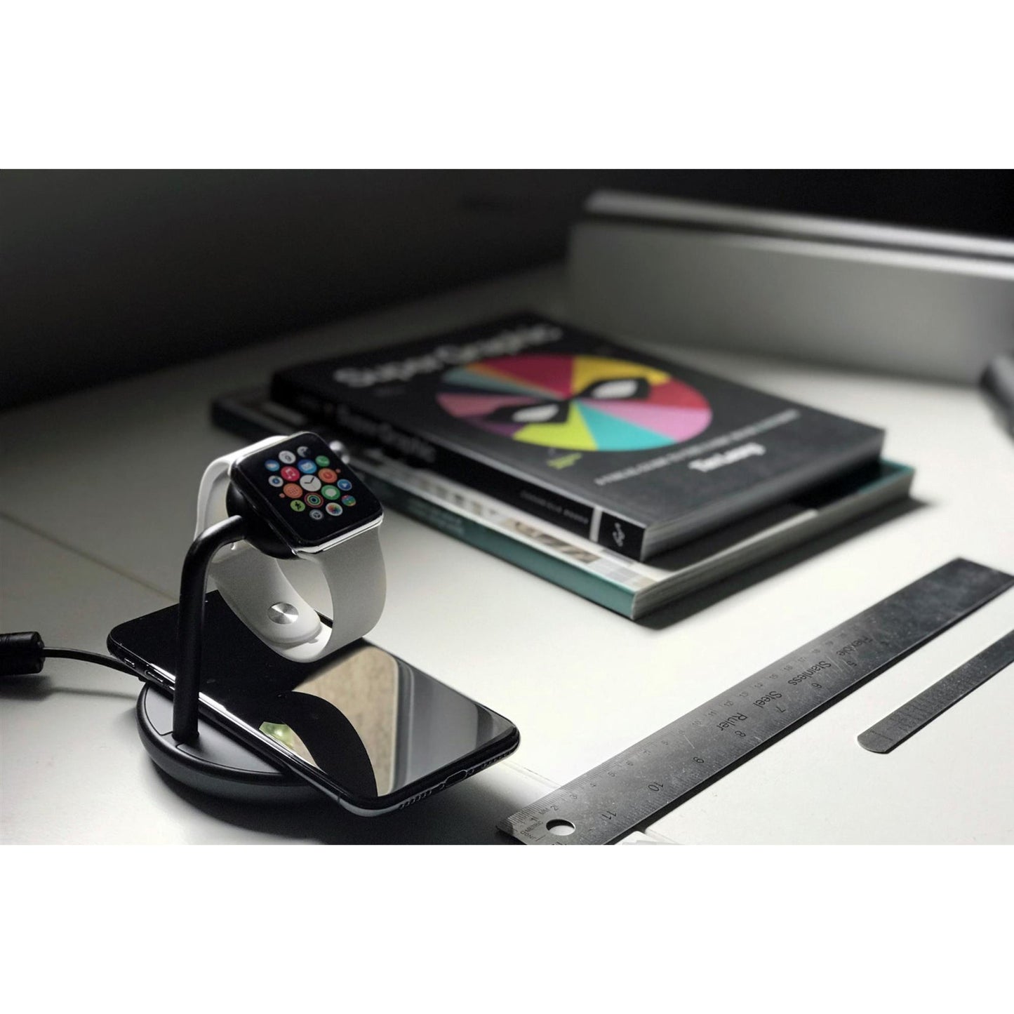 Kanex GoPower Watch Stand with Wireless Charging Base