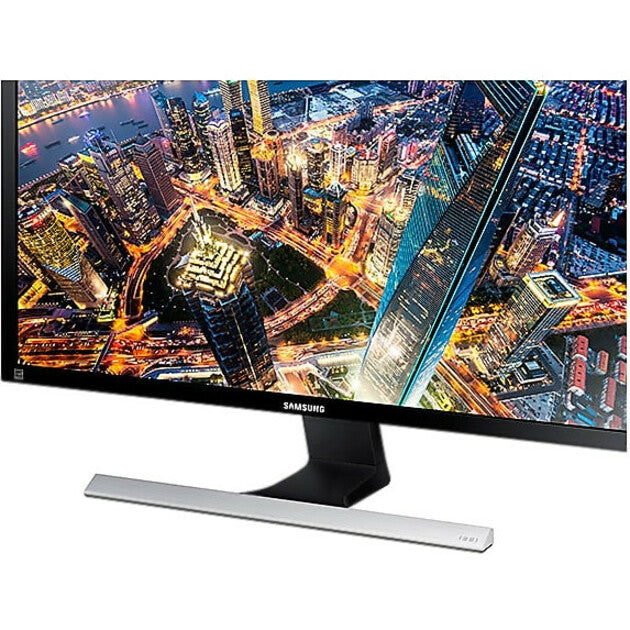 Samsung U28E570D 28" 4K UHD Gaming LCD Monitor - 16:9 - High Glossy Black Metallic Silver