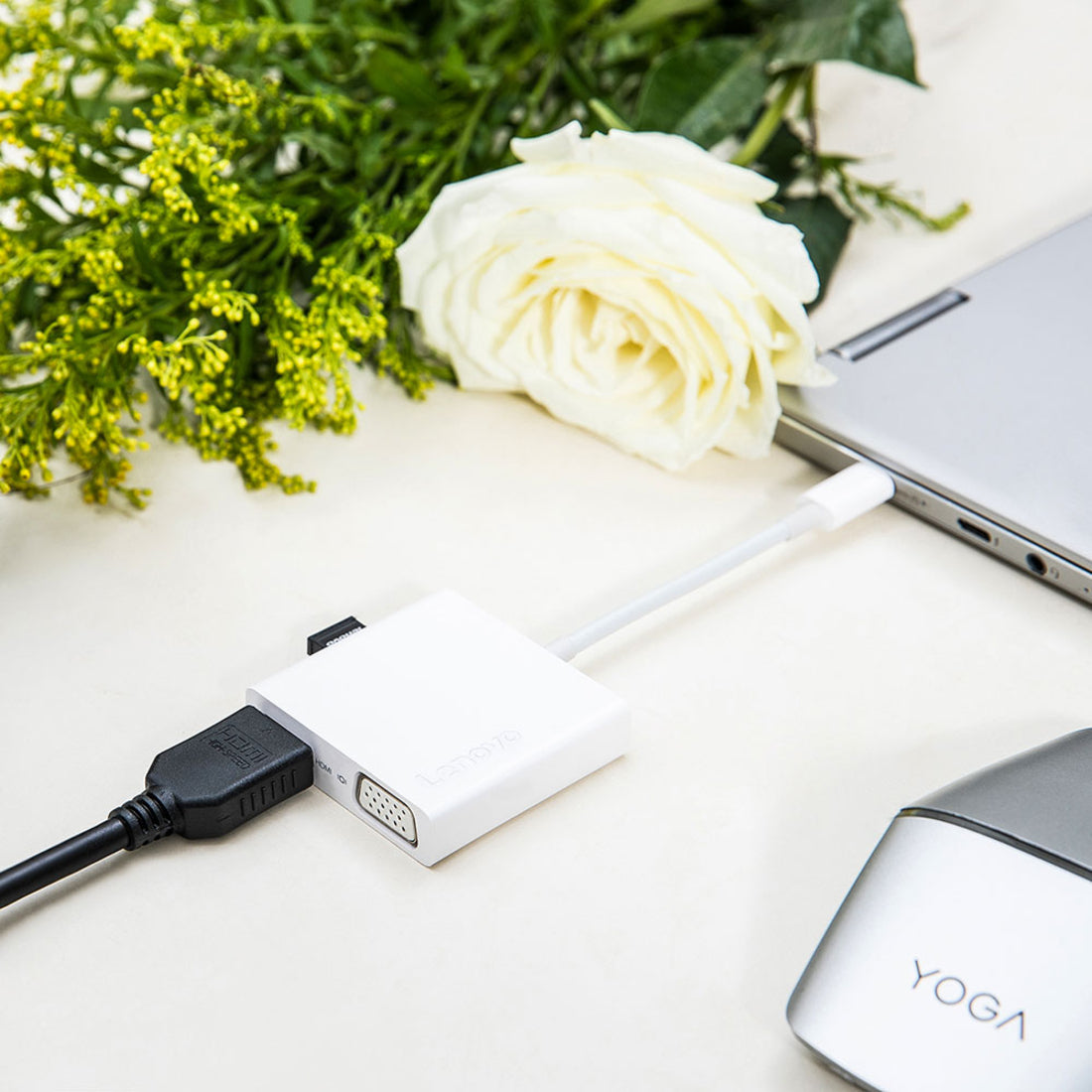 Lenovo USB-C 3-in-1 Travel Hub 4K HDMI VGA USB 3.0 Simple Plug and Play