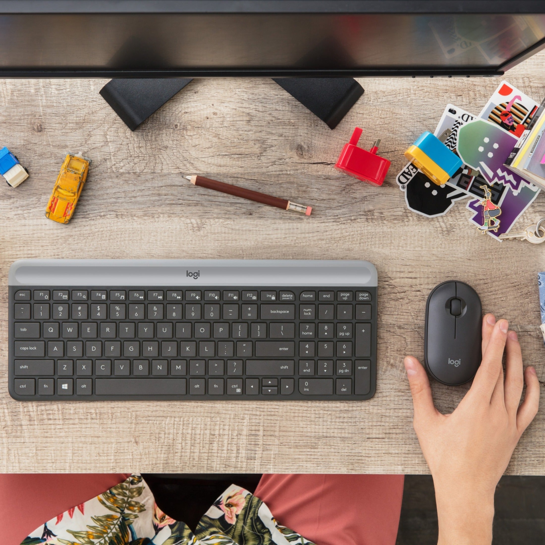 Logitech MK470 Slim Wireless Combo