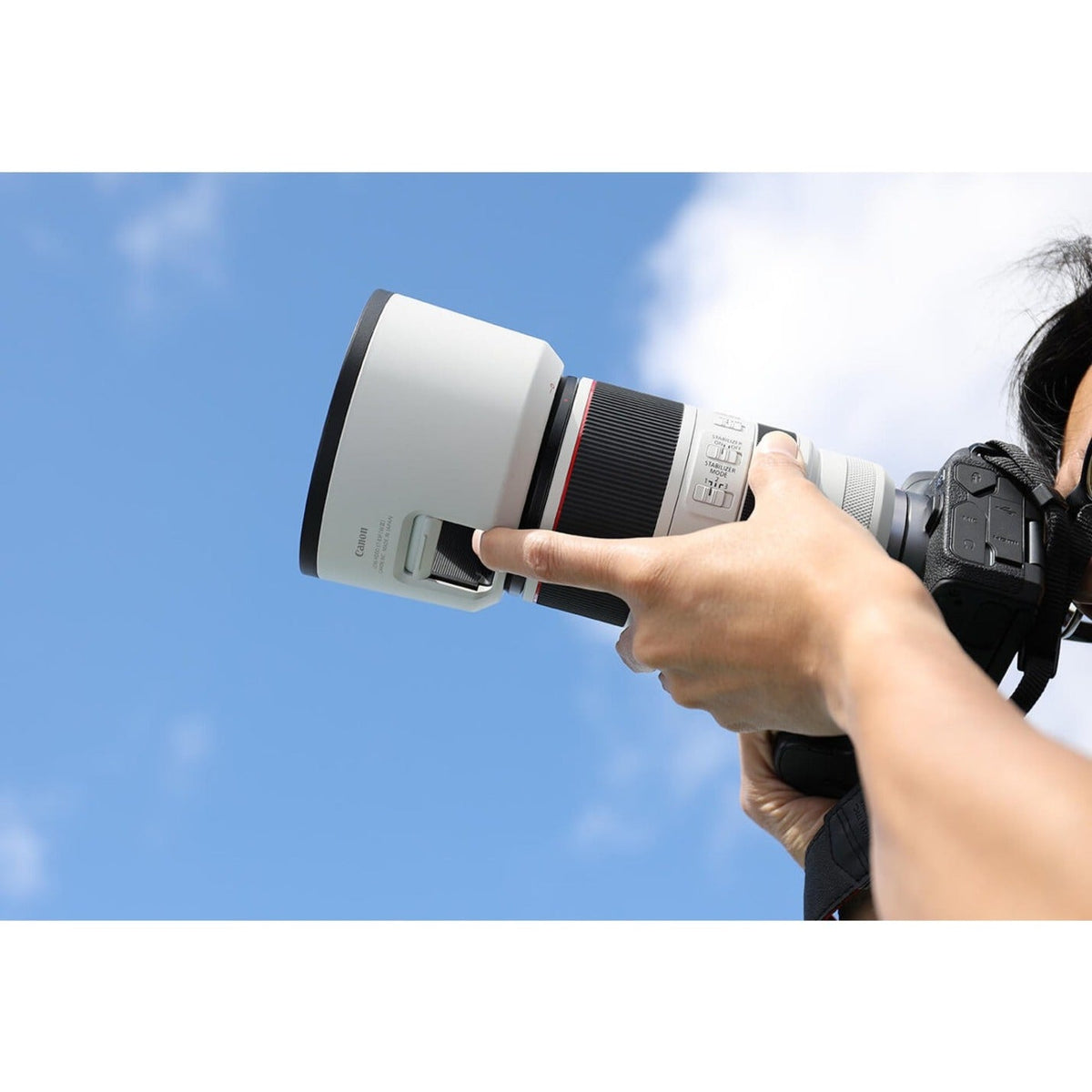 Canon - 70 mm to 200 mmf/2.8 - Telephoto Zoom Lens for Canon RF