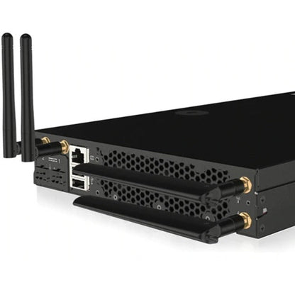 Lenovo ThinkSystem SE350 7Z46A008NA 1U Rack Server - 1 x Intel Xeon D-2123IT 2.20 GHz - 16 GB RAM - Serial ATA/600 Controller