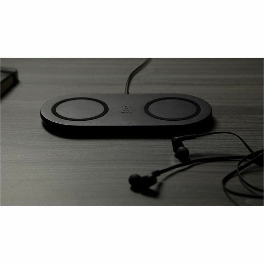 Belkin BOOST&uarr;CHARGE Dual Wireless Charging Pads