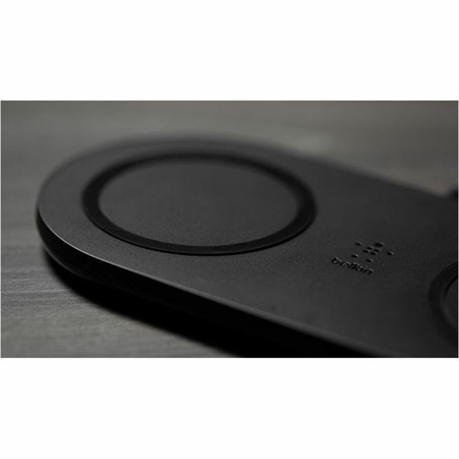 Belkin BOOST&uarr;CHARGE Dual Wireless Charging Pads