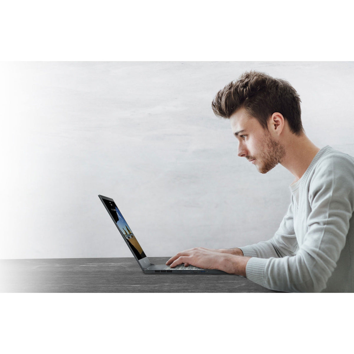 MSI Creator 15 A10SET-052 15.6" Touchscreen Notebook - Full HD - 1920 x 1080 - Intel Core i7 10th Gen i7-10875H 2.30 GHz - 16 GB Total RAM - 1 TB SSD - Space Gray with Silver Diamond Cut