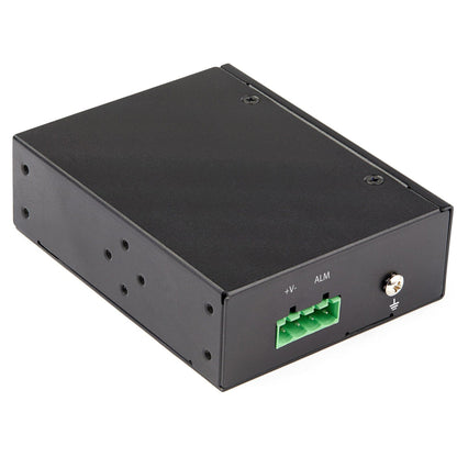 StarTech.com PoE+ Industrial Fiber to Ethernet Media Converter 60W - SFP to RJ45 - SM/MM Fiber to Gigabit Copper IP-30