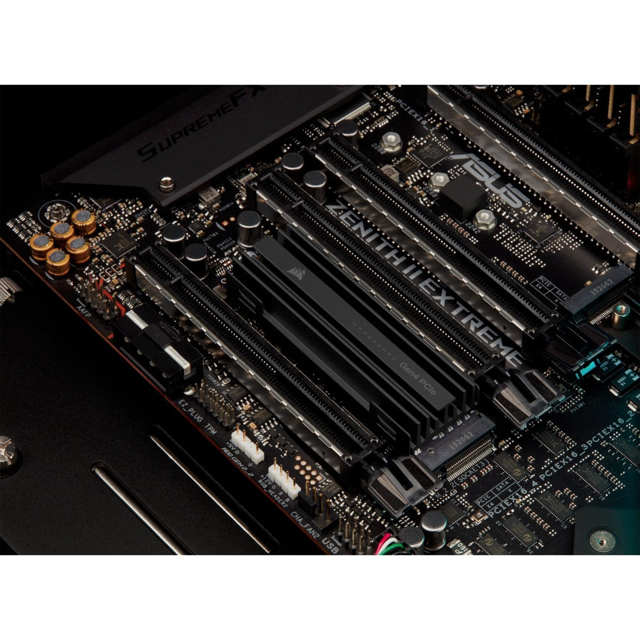 Corsair MP600 PRO 1 TB Solid State Drive - M.2 2280 Internal - PCI Express NVMe (PCI Express NVMe 4.0 x4)