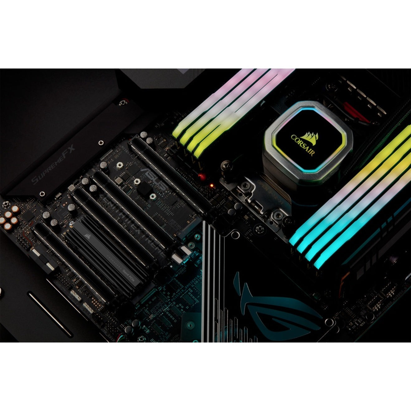 Corsair MP600 PRO 1 TB Solid State Drive - M.2 2280 Internal - PCI Express NVMe (PCI Express NVMe 4.0 x4)