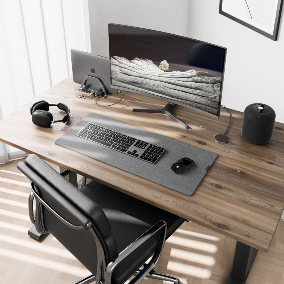 ALOGIC Bolt Plus USB-C Docking Station with stand