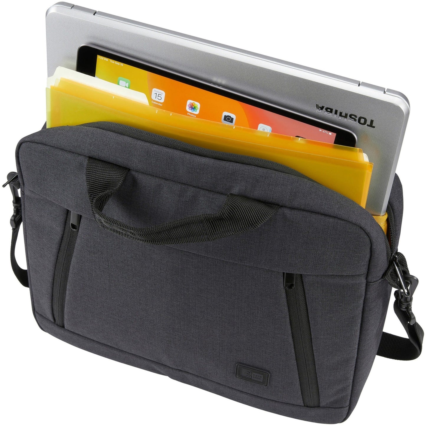 Case Logic Huxton HUXA-213 Carrying Case (Attach&eacute;) for 13" to 13.3" Notebook Accessories Tablet PC - Black