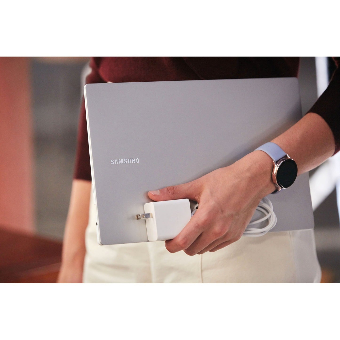 Samsung Galaxy Book Pro NP950XDB-KE2US 15.6" Notebook - Full HD - 1920 x 1080 - Intel Core i5 11th Gen i5-1135G7 2.40 GHz - 8 GB Total RAM - 512 GB SSD - Mystic Silver