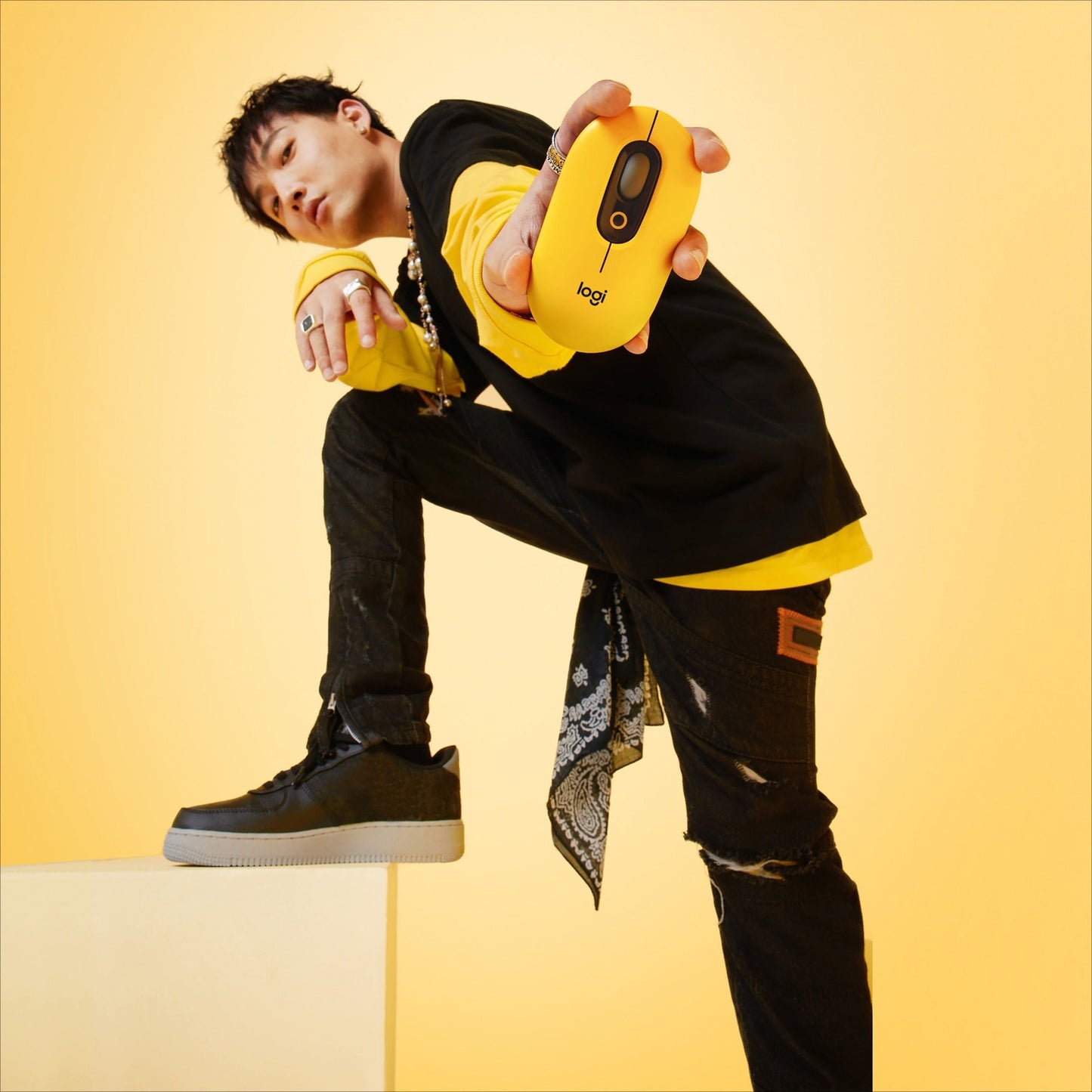 Logitech POP Mouse with emoji - Blast Yellow