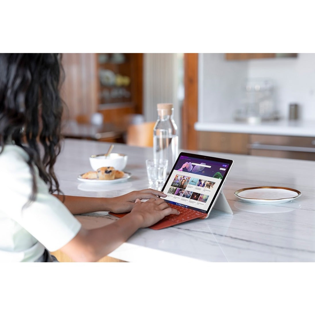 Microsoft Surface Go 3 Tablet - 10.5" - Core i3 10th Gen i3-10100Y Dual-core (2 Core) 1.30 GHz - 8 GB RAM - 128 GB SSD - Windows 11 Pro - Platinum