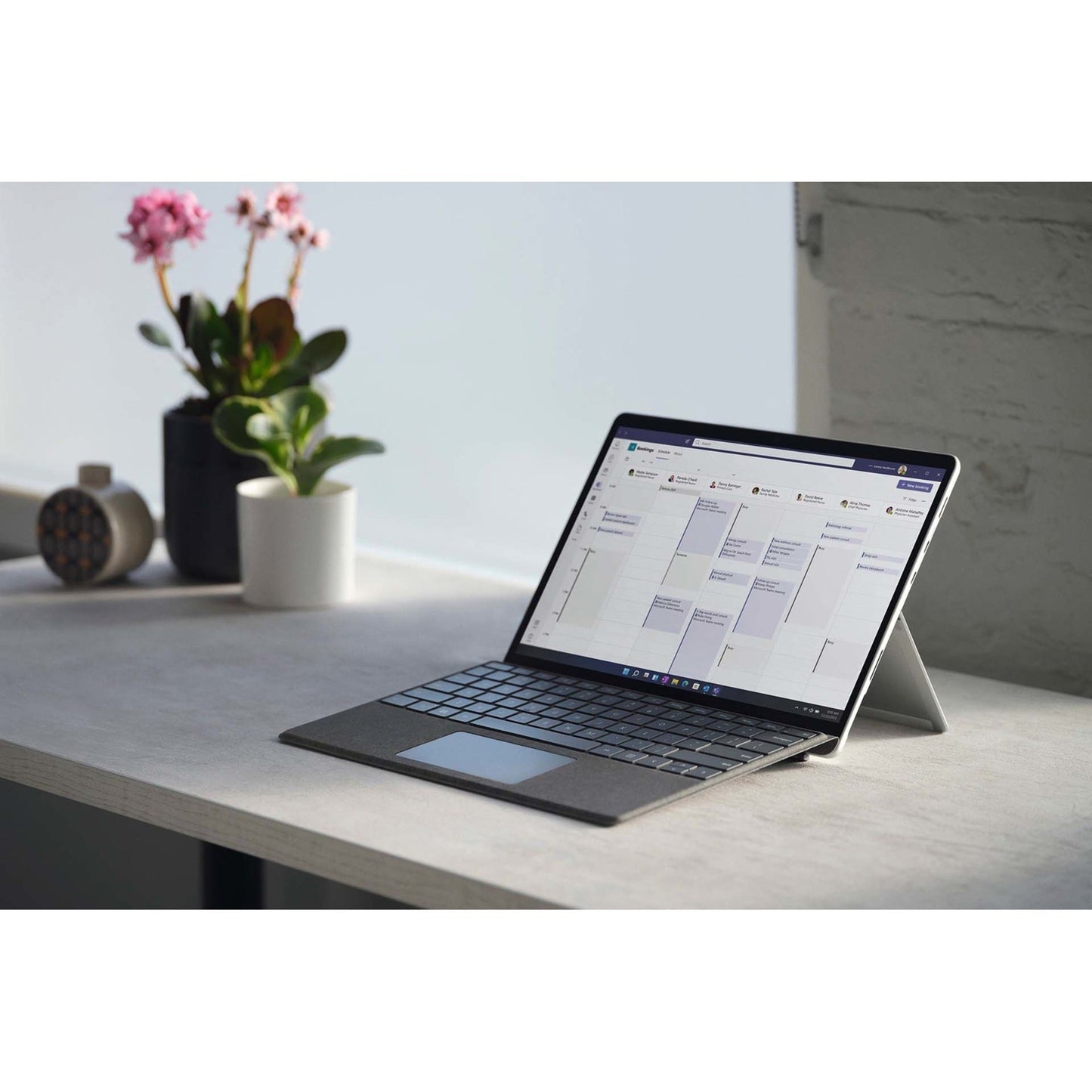 Microsoft Surface Pro 8 Tablet - 13" - Core i7 11th Gen i7-1185G7 Quad-core (4 Core) 3 GHz - 16 GB RAM - 256 GB SSD - Platinum