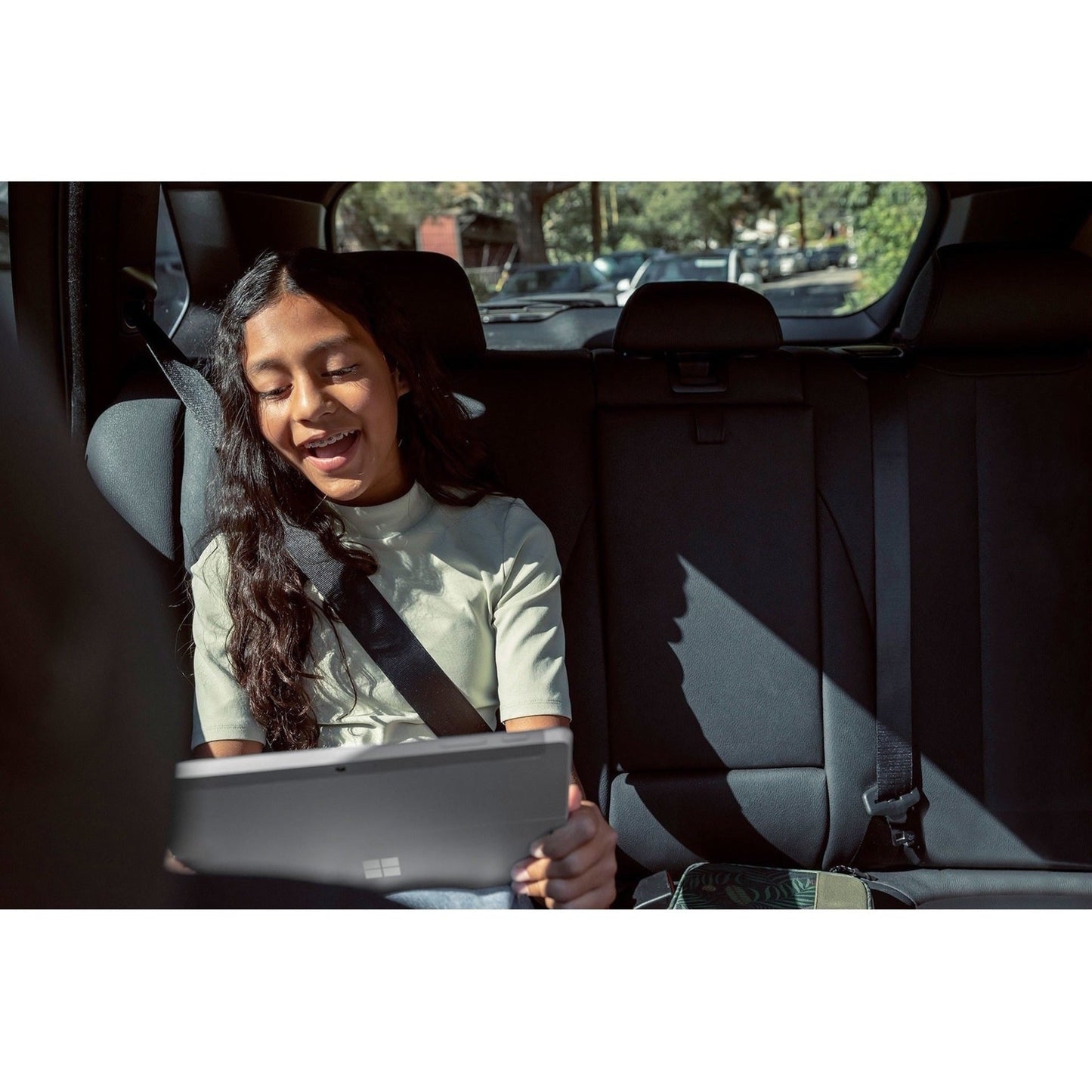 Microsoft Surface Go 3 Tablet - 10.5" - Core i3 10th Gen i3-10100Y Dual-core (2 Core) 1.30 GHz - 8 GB RAM - 128 GB SSD - Windows 10 - Platinum - TAA Compliant