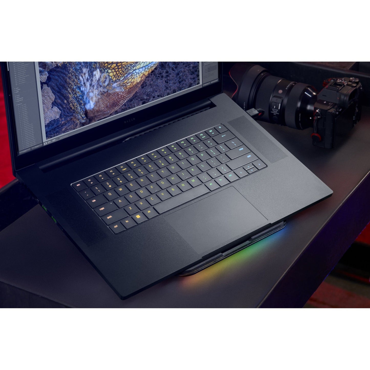 Razer Blade 17 17.3" Gaming Notebook - QHD - 2560 x 1440 - Intel Core i7 12th Gen i7-12800H Tetradeca-core (14 Core) 1.80 GHz - 16 GB Total RAM - 1 TB SSD - Black