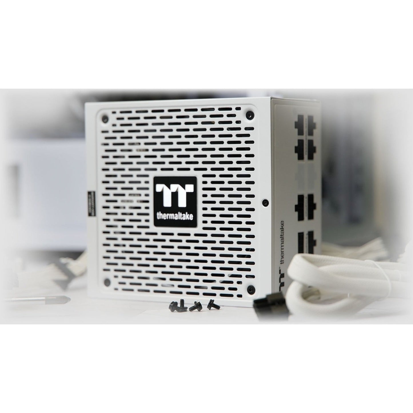 Thermaltake Toughpower GF1 750W Snow - TT Premium Edition