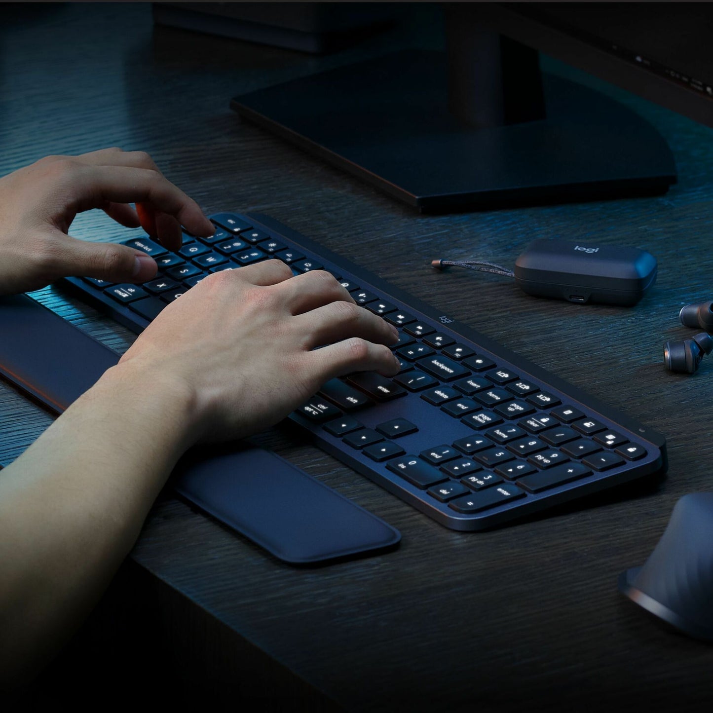 Logitech MX Keys S Combo - Performance Wireless Keyboard and Mouse with Palm Rest