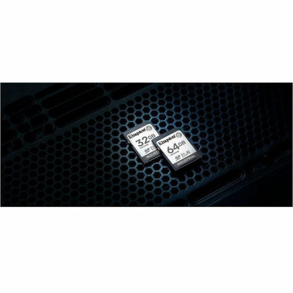 Kingston Industrial 64 GB Class 10/UHS-I (U3) V30 SDXC